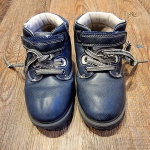 Carters boys navy blue size 12 boots
